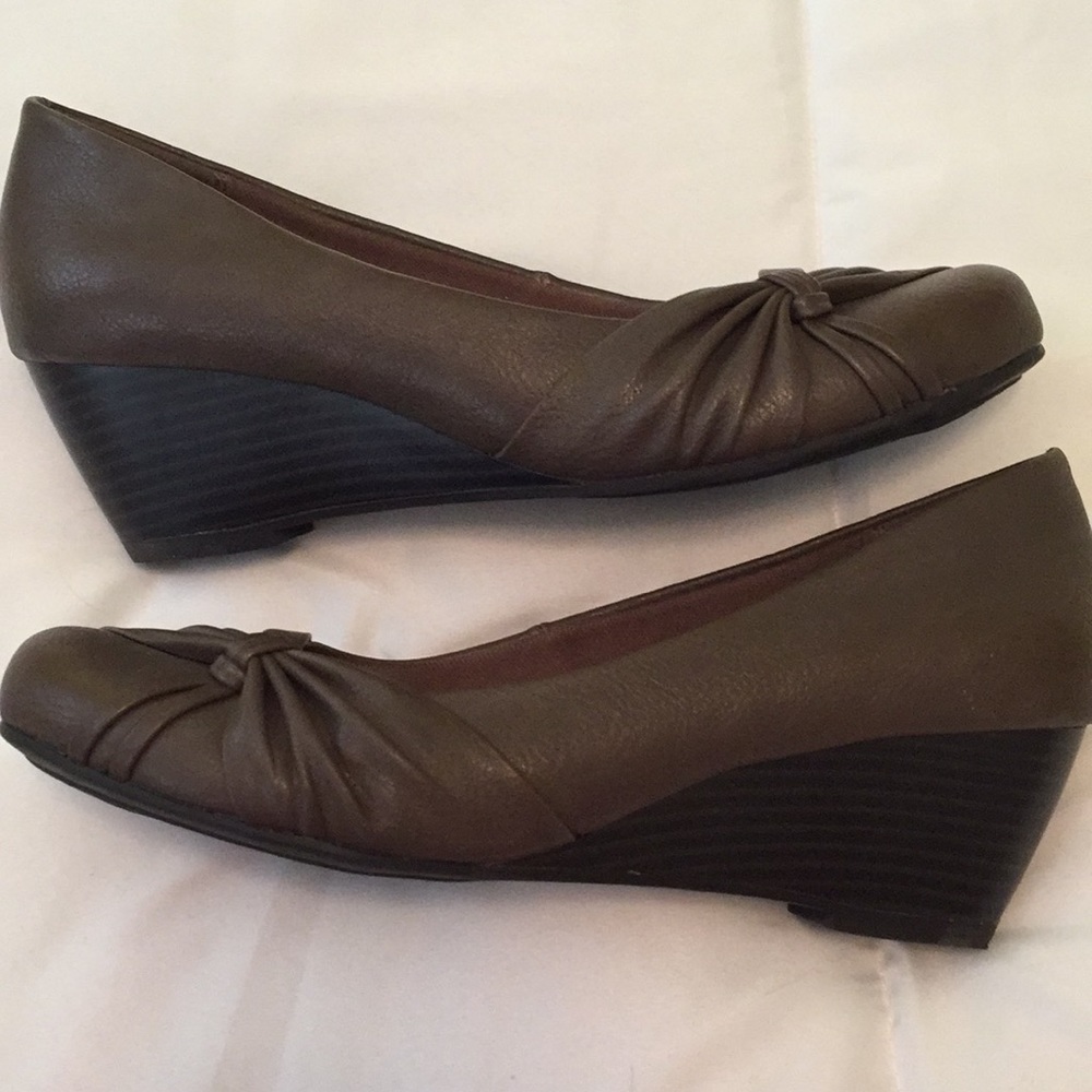 Kim Rodgers wedge